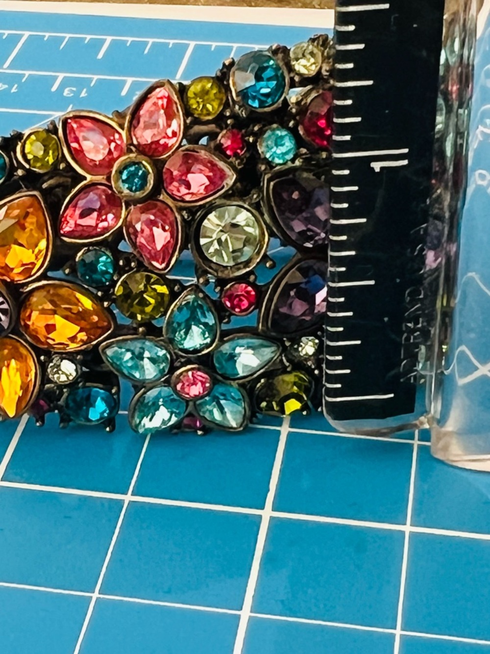 Heidi Daus “Fantasy in Florals” Crystal bracelet,bright multi colors Size SMALL - Picture 10 of 10